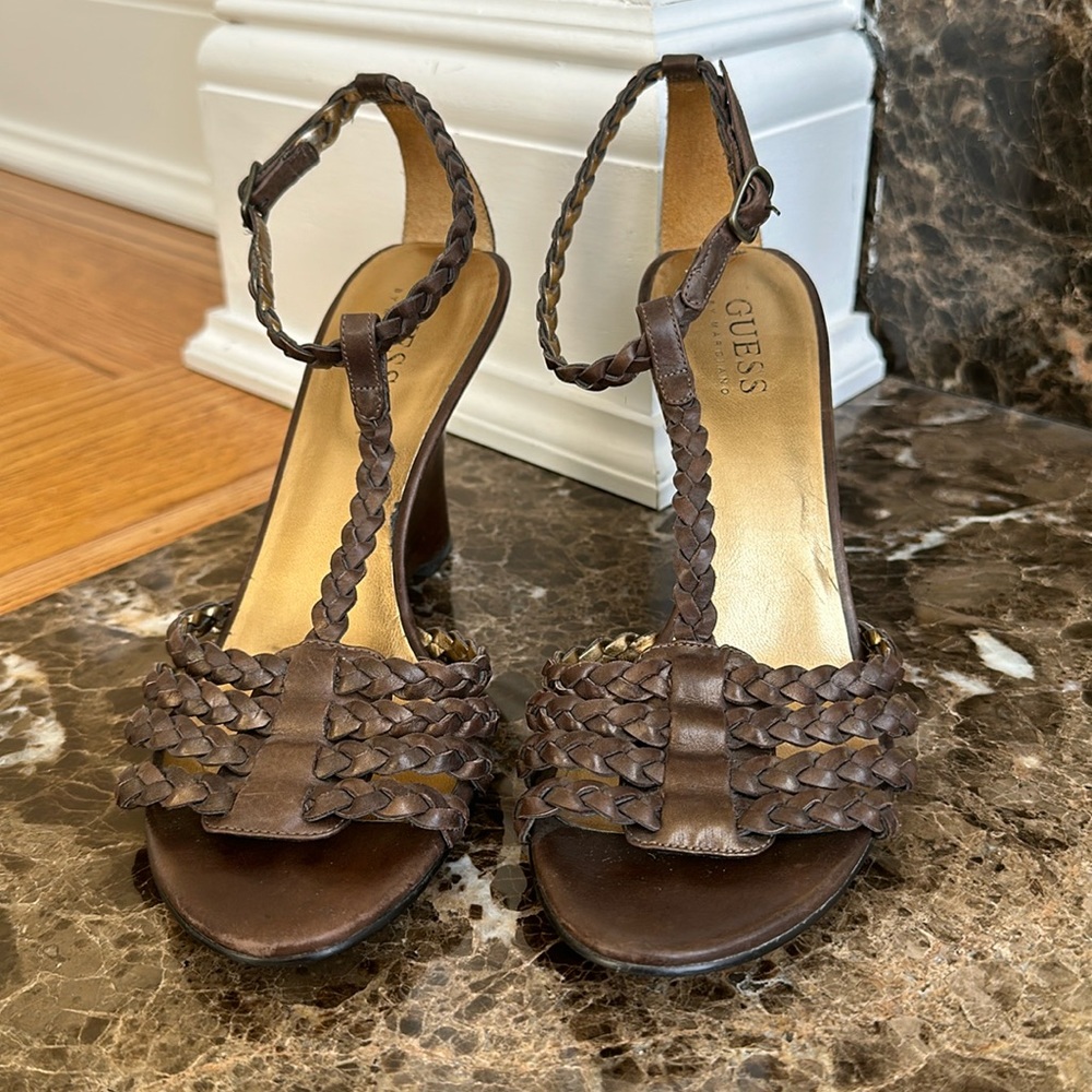 Guess By Marciano Size 6 Leather Upper Vickie Wedge